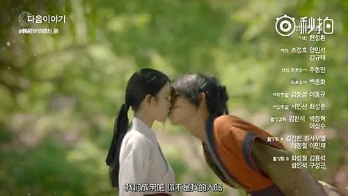 翰墨飘香书春联 文化助残进社区